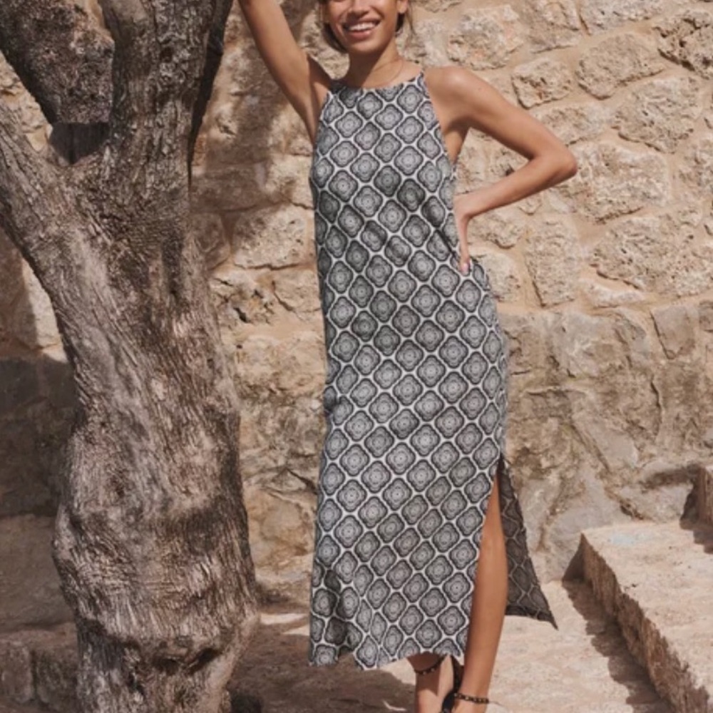 Boden Racer Neck Jersey Midi Dress in Black Botanic Blush